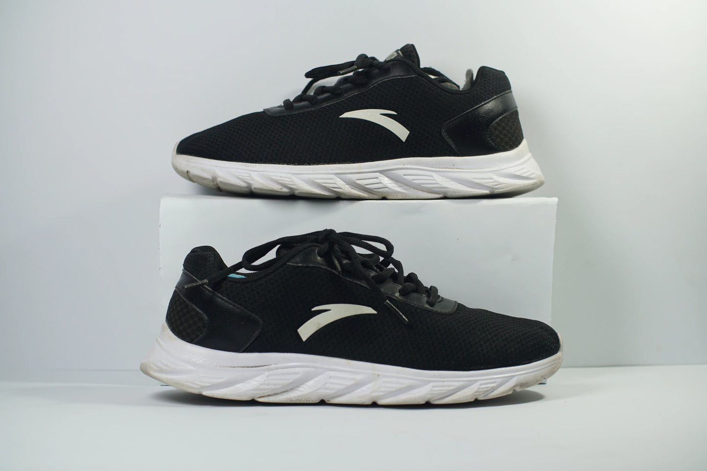 ANTA mens sports running shoes