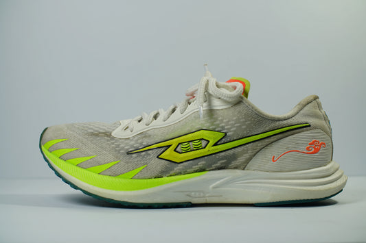 Men Professional Marathon Sneakers High-Speed Runner Series Carbon Plate Cushioning Running Shoes for Athletics Track Events