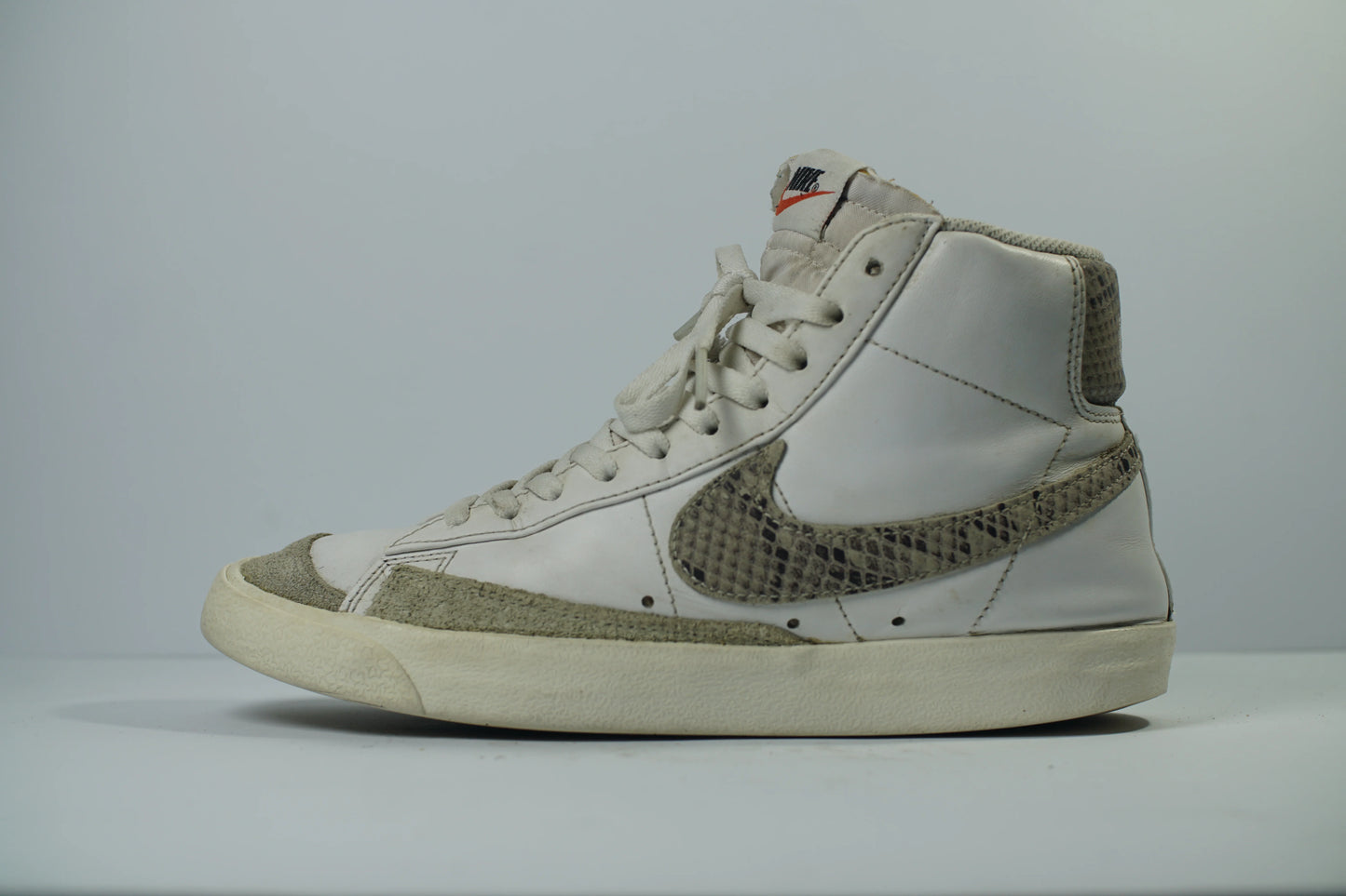 NIKI BLAZER MID 77 snakeskin